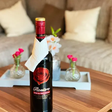 Appartamento Schoene Fewo Moselblick Wlan Netflix Freizeitpark Klotten